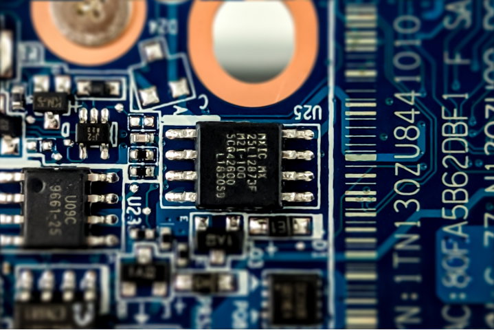close up look at the Coreboot chip
